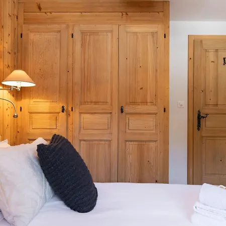 Apartment La Ruinette-stylish 3-bed In Centre Verbier