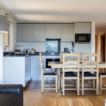 Apartment La Ruinette-stylish 3-bed In Centre